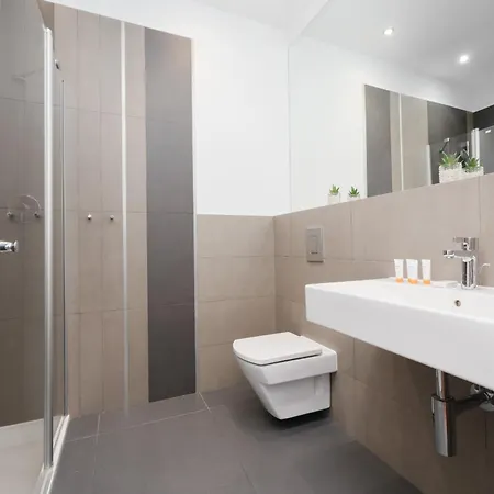 Spacious Studio Muranow & Parking By Renters * Warsaw