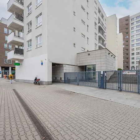Apartment Spacious Studio Muranow & Parking By Renters *